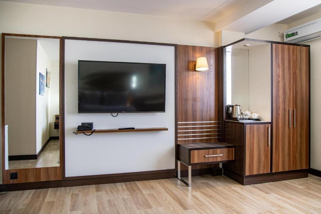Avenue Park Hotel Yusufkhona Zewnętrze zdjęcie