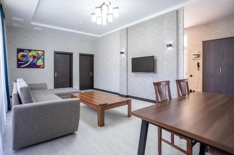 Avenue Park Hotel Yusufkhona Zewnętrze zdjęcie